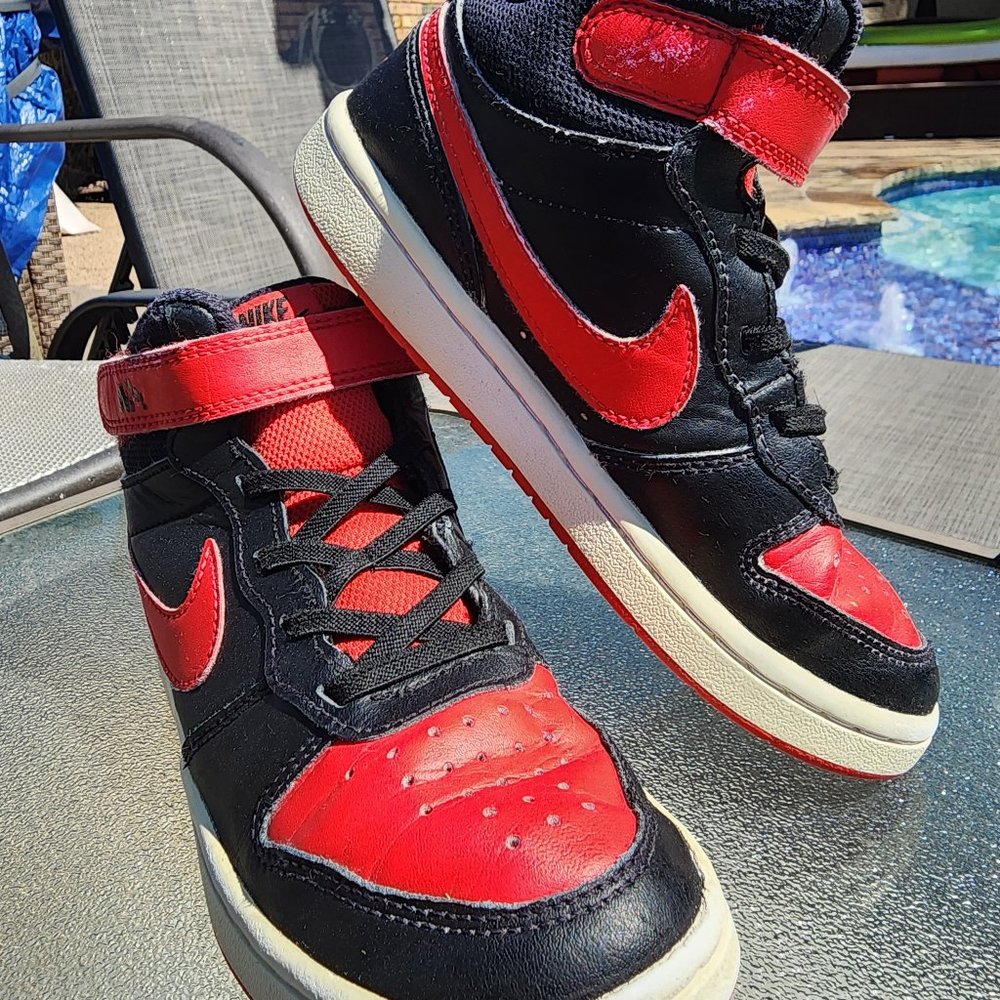 Nike Court Borough Mid 2 Little Kids' Shoes Nike Court Borough Mid 2 Little Kid